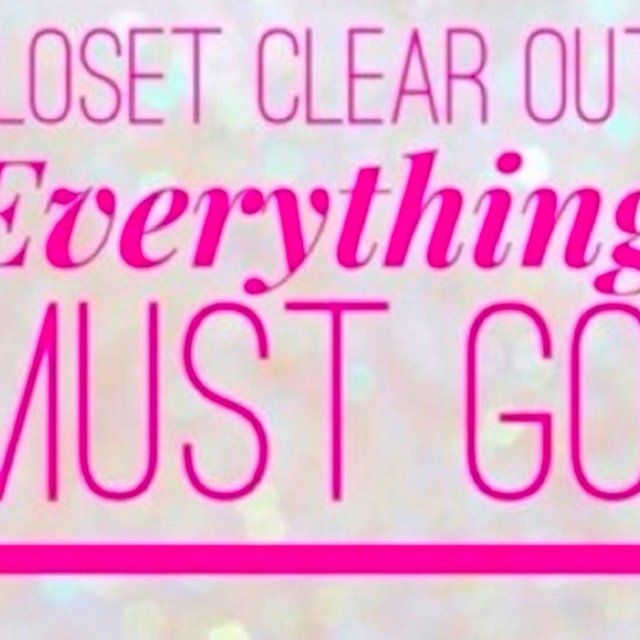 🚨CLOSET CLEAR OUT!!! 🚨 - Picture 2 of 5